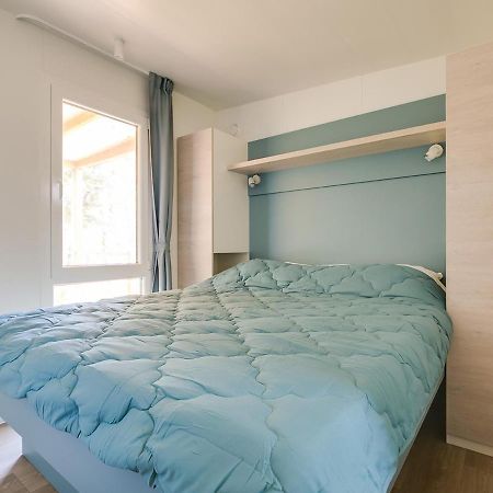 Adriamar Mobile Homes In Camping Park Умаг Екстериор снимка