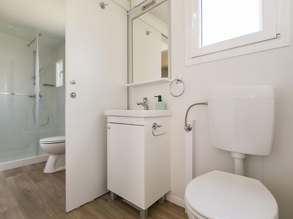 Adriamar Mobile Homes In Camping Park Умаг Екстериор снимка